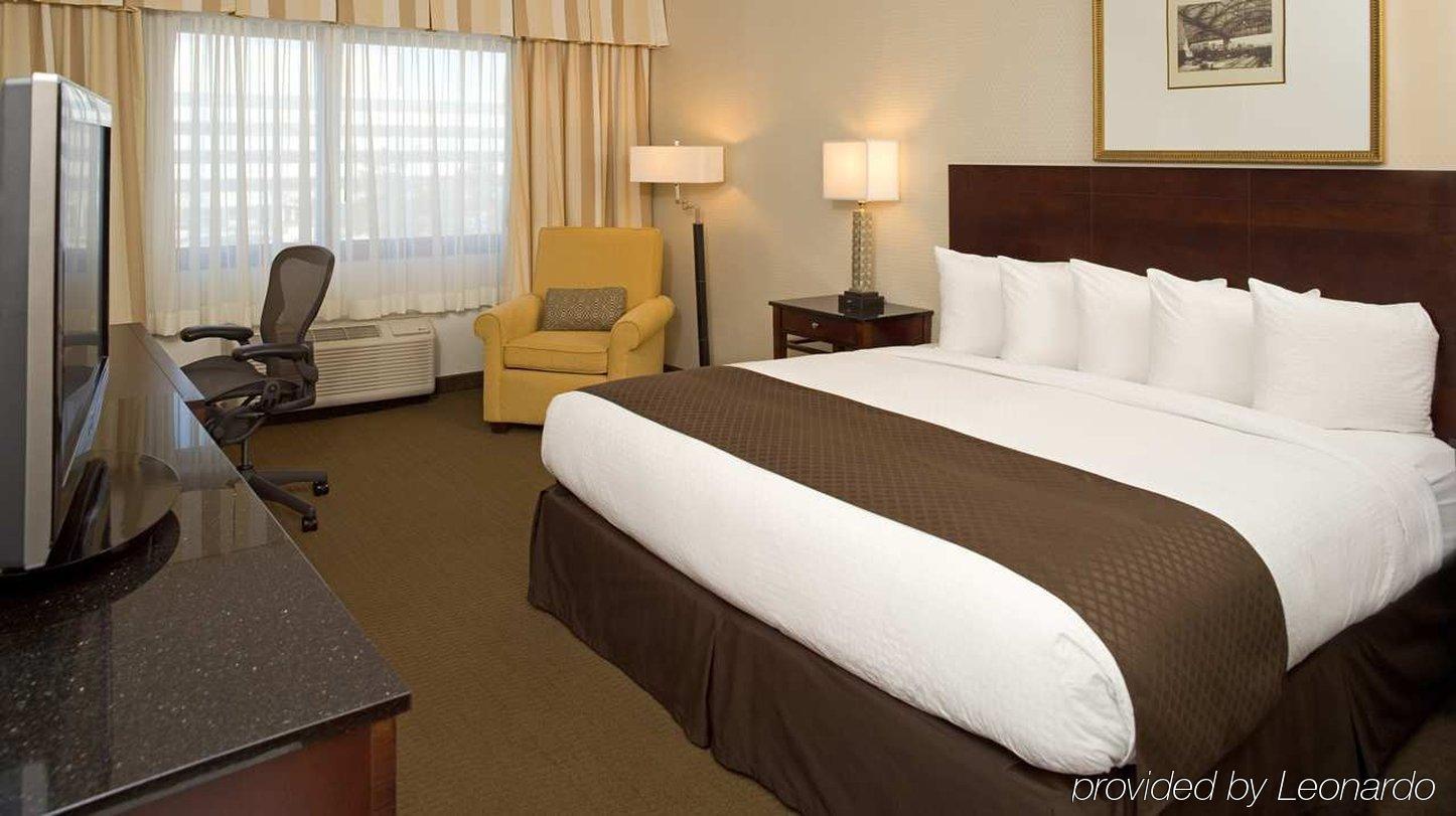 Hotel Doubletree By Hilton Chicago Schaumburg Exterior foto